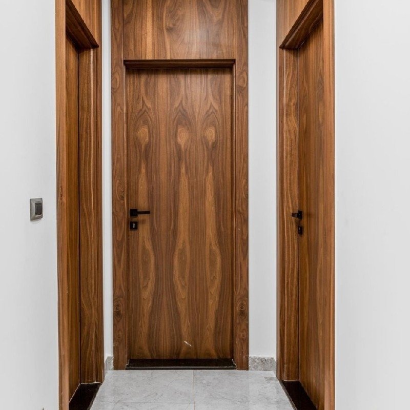 نجار باب وشباك